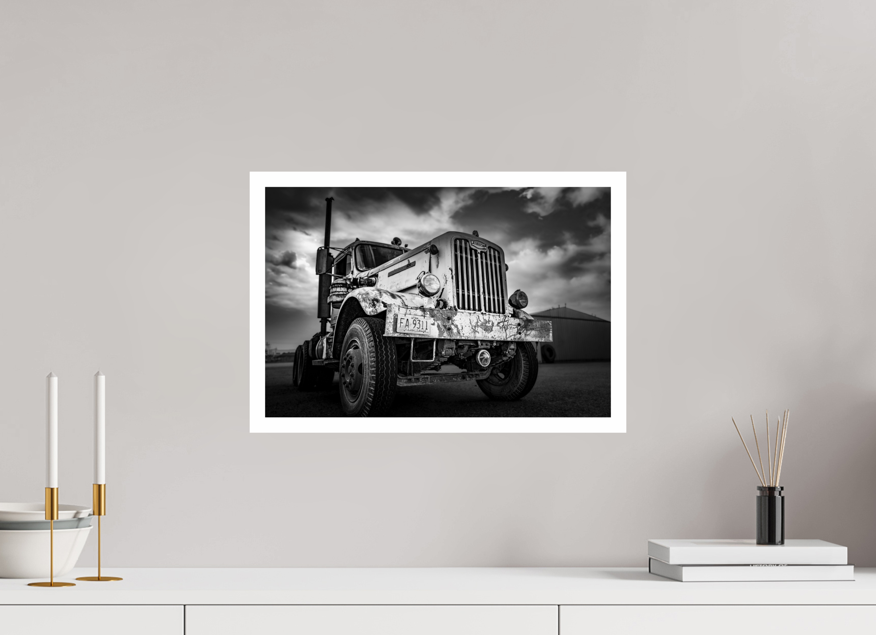 45 x 30 cm, Unframed (Hahnemühle Photo Rag Baryta) Vintage Semi NEW