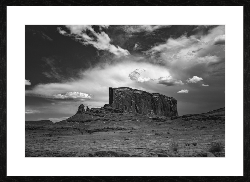 Main image Monument Valley NEW