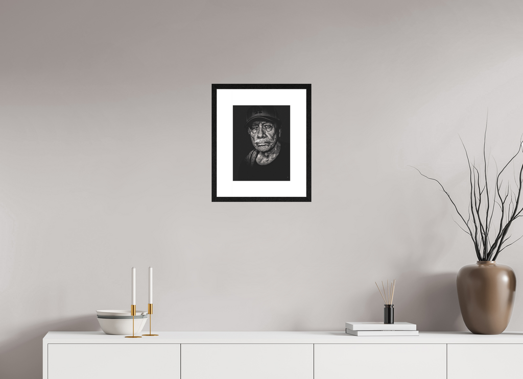 25 x 32,7 cm, Framed Passepartout (Hahnemühle Photo Rag Baryta) Edward James Olmos